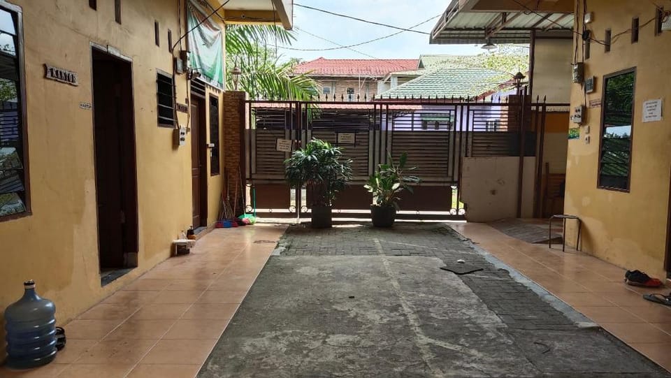 Yellow House Vacation rental in Indonesia
