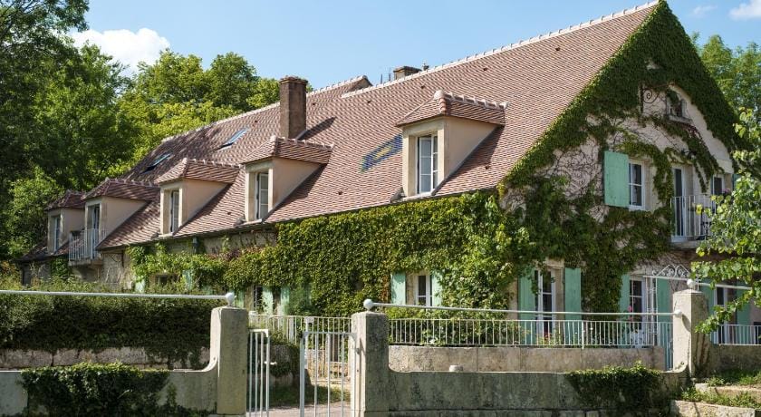 Le Domaine des Carriers - Gîtes Bed and Breakfast in Bourgogne-Franche-Comté