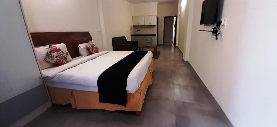 GoBravo Dev Palace & Studio Apartments Hotel in Gurugram