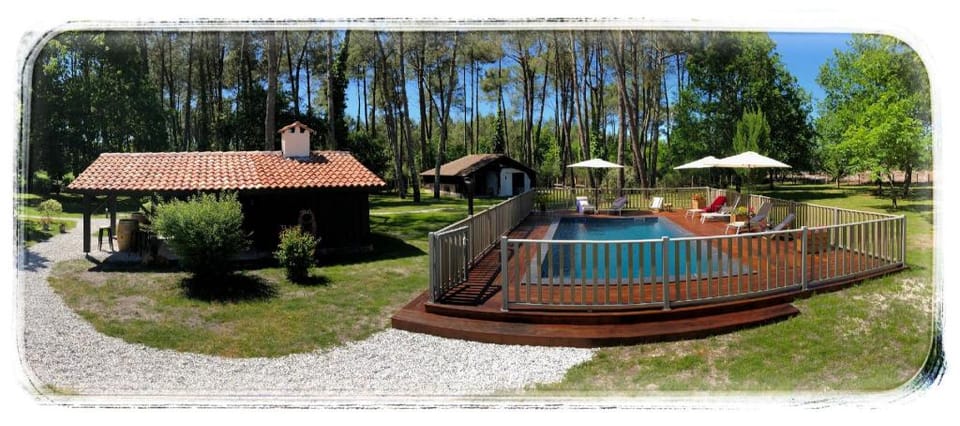 Au Clair Des Landes Bed and Breakfast in Nouvelle-Aquitaine