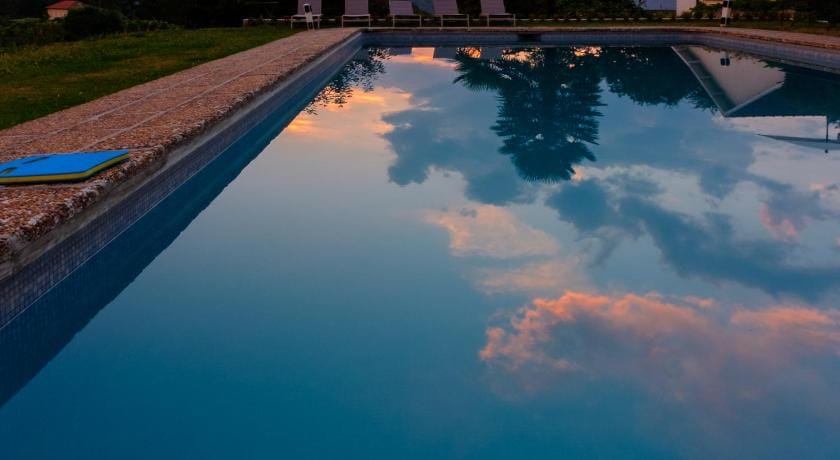 Clos Mirabel B&B Hotel in Nouvelle-Aquitaine