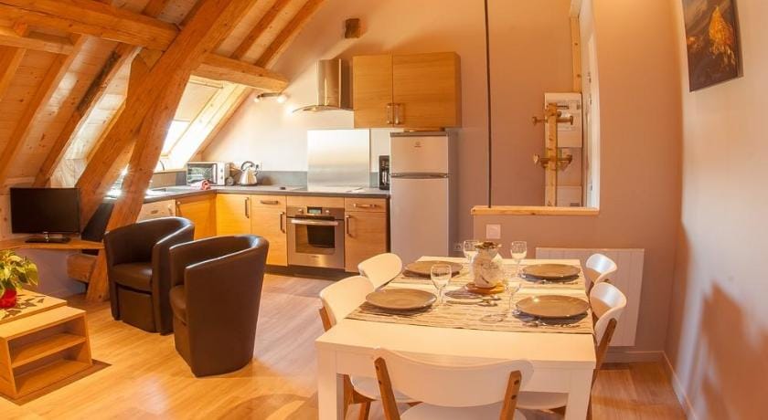 Gîte la petite école Vacation rental in Lans-en-Vercors