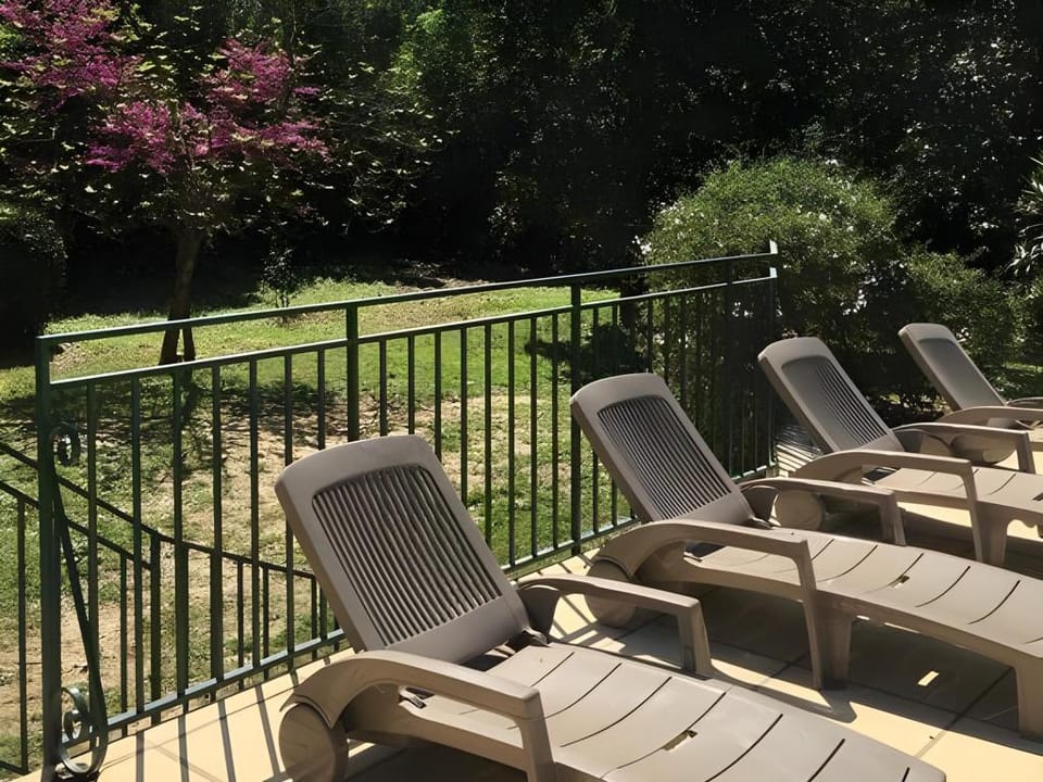 Gîtes Pech-Céleyran Country House in Narbonne