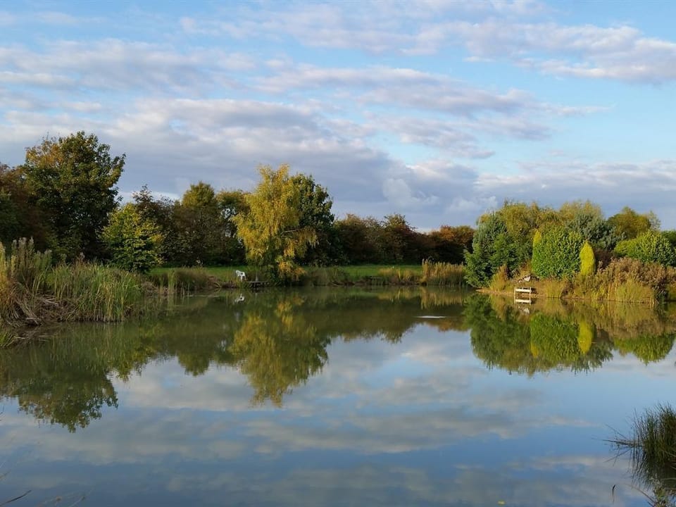 The Log Cabin Glebe Farm Farm Stay in West Lindsey District