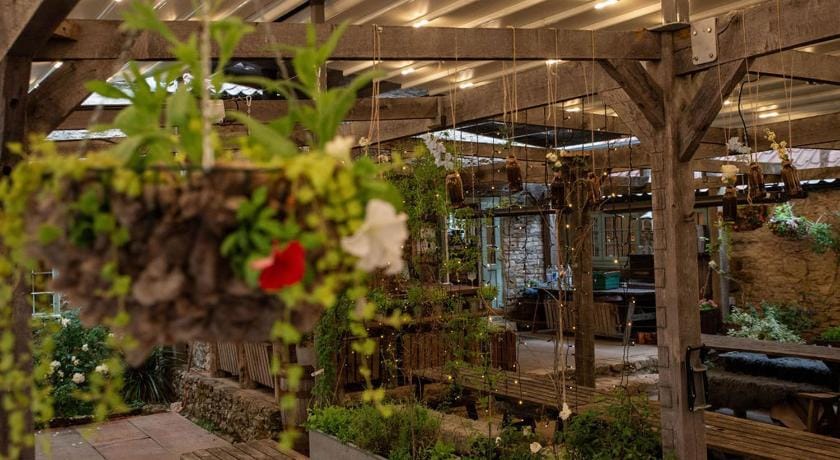 High Paradise Farm Farm Stay in England