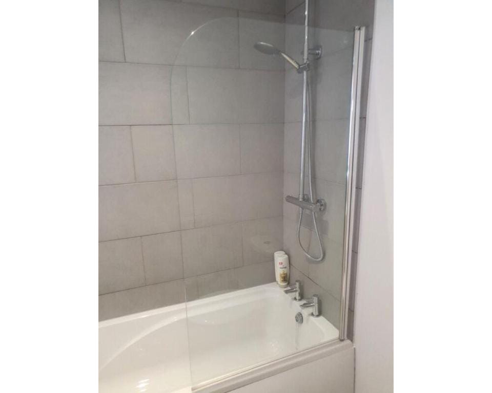 Townhouse @ 11 Nicholls Street Stoke Vacation rental in Stoke-on-Trent