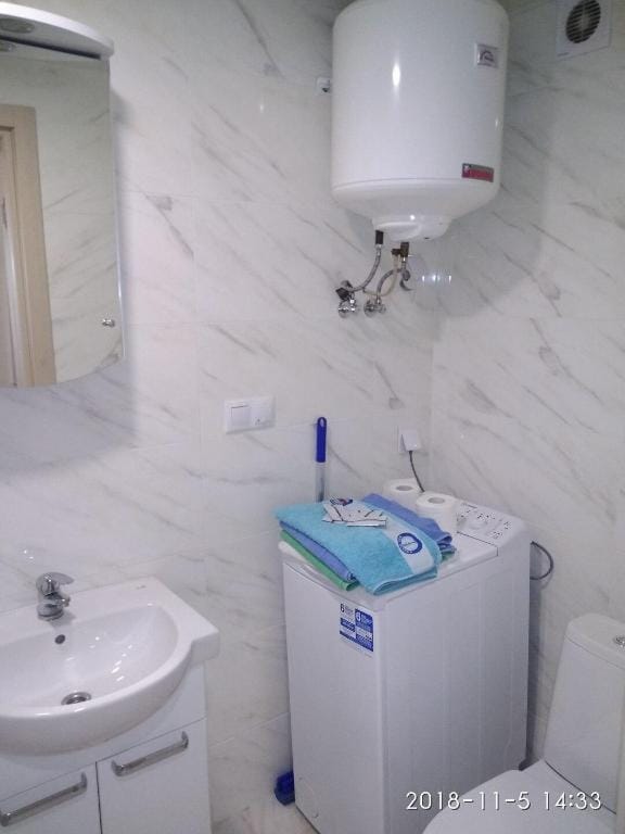 room apartment with good repair Apartment in Kiev City - Kyiv