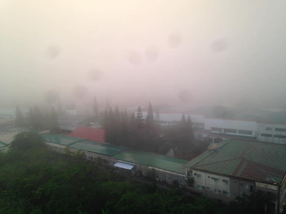 Cityland Mountainview studio,wifi,balcony,netflix Apartment in Tagaytay