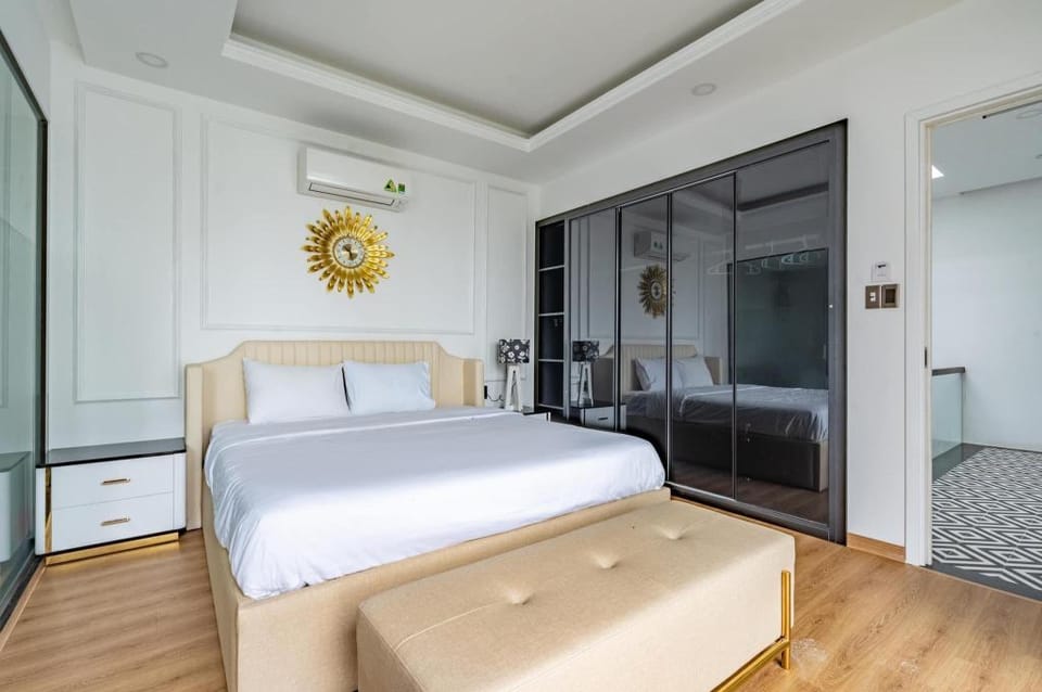 Vit Villa & Suite  #villanguyencanDaNang Villa in Da Nang
