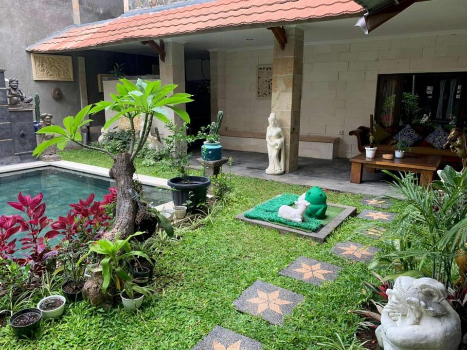 One Bedroom with Kitchen at Andreeana Guesthouse  Apartment in Kuta Selatan