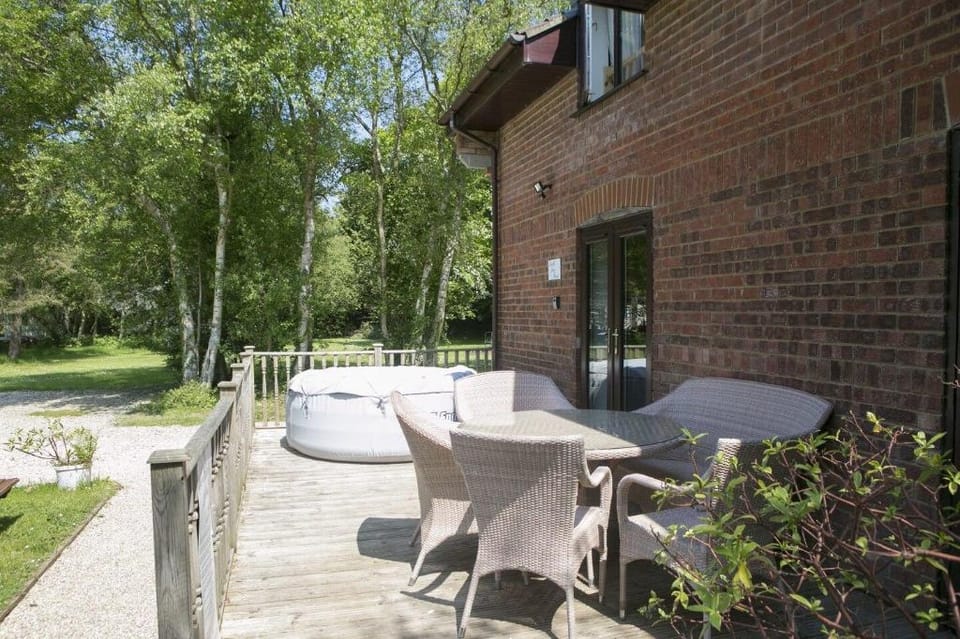 Terraced house, Decking, Durdle Door Mews. Vacation rental in Wool
