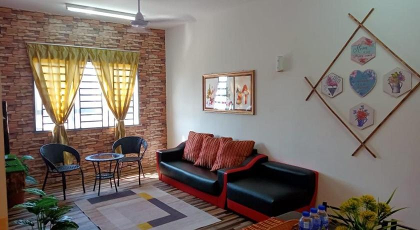 Homestay Camelia Kuala Terengganu - Rose House Apartment in Terengganu, Malaysia