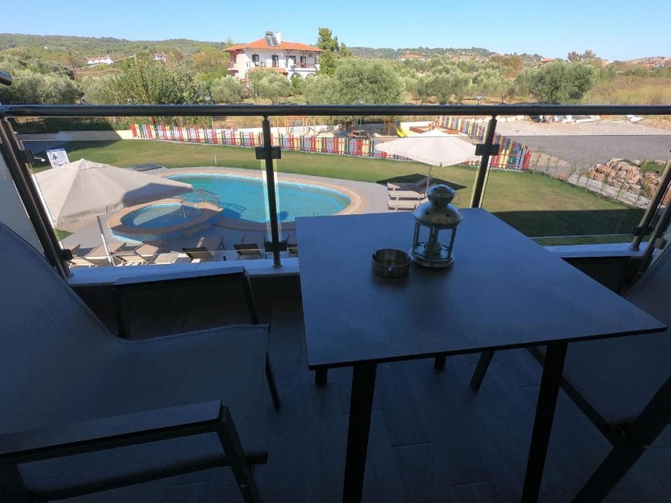 Finikas Garden Double Room Suite Apartment in Halkidiki