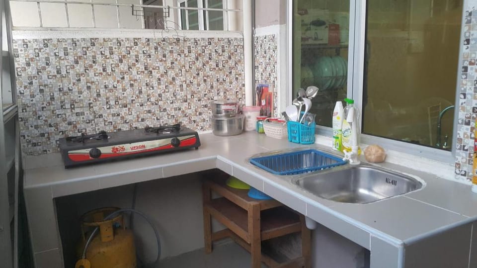 HOMESTAY EIJAZ KUALA  ROMPIN Vacation rental in Pahang, Malaysia