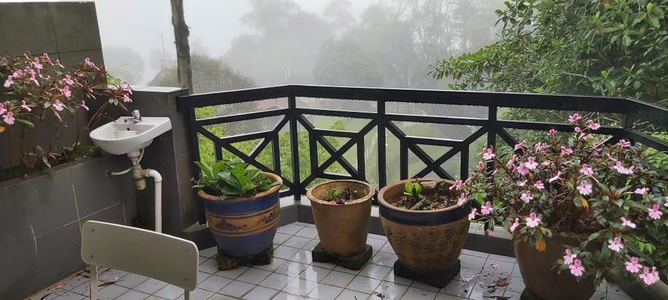 B821 Silverpark Resort@2R walk down 8 step Apartment in Selangor, Malaysia