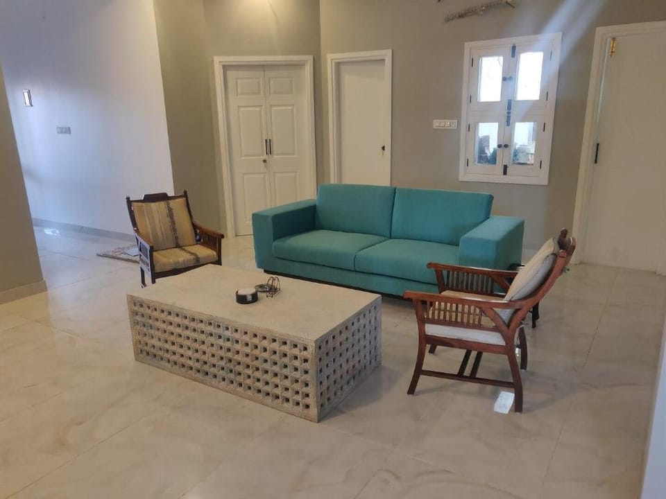 City Centre Chic Bedroom+Living +kitchen Vacation rental in Rajasthan