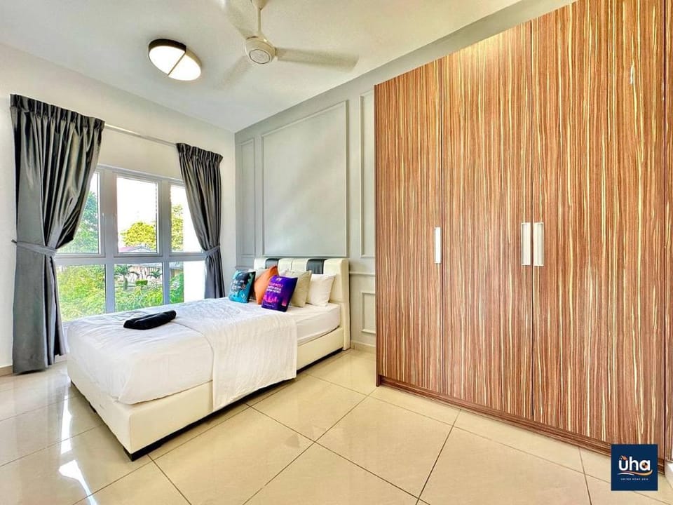 Lovell Suite.TheSeason@2BR 4Pax nearLarkinStation Apartment in Johor Bahru