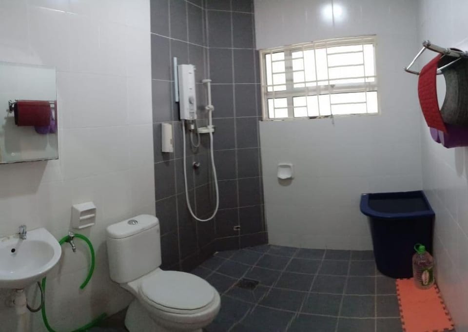 Clean and Cozy Muslim Homestay Vacation rental in Selangor, Malaysia
