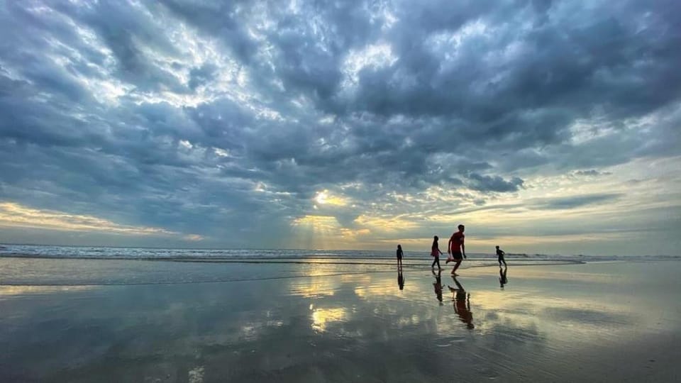 TimurBay By Secret's Vacation@2 Rooms Beside Beach Apartment in Terengganu, Malaysia