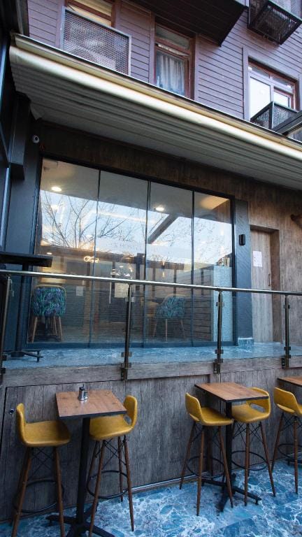 Musk Hostel / Taksim/ shared rooms Apartment in Istanbul