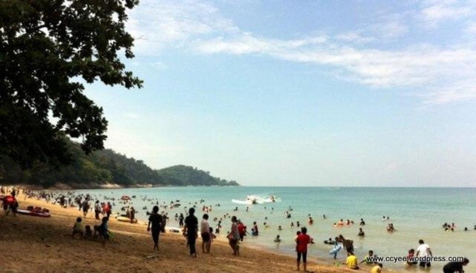 Homestay Semi-D CikMan (The Half's House) Vacation rental in Perak