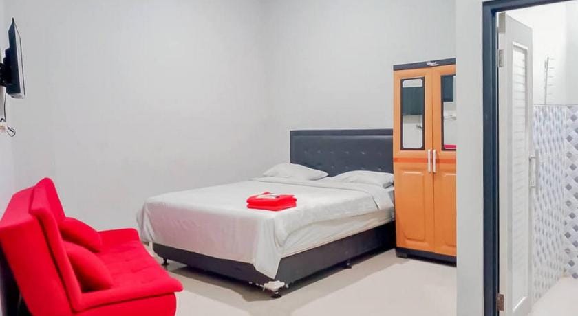Mahkota Residence Redpartner Hotel in West Java