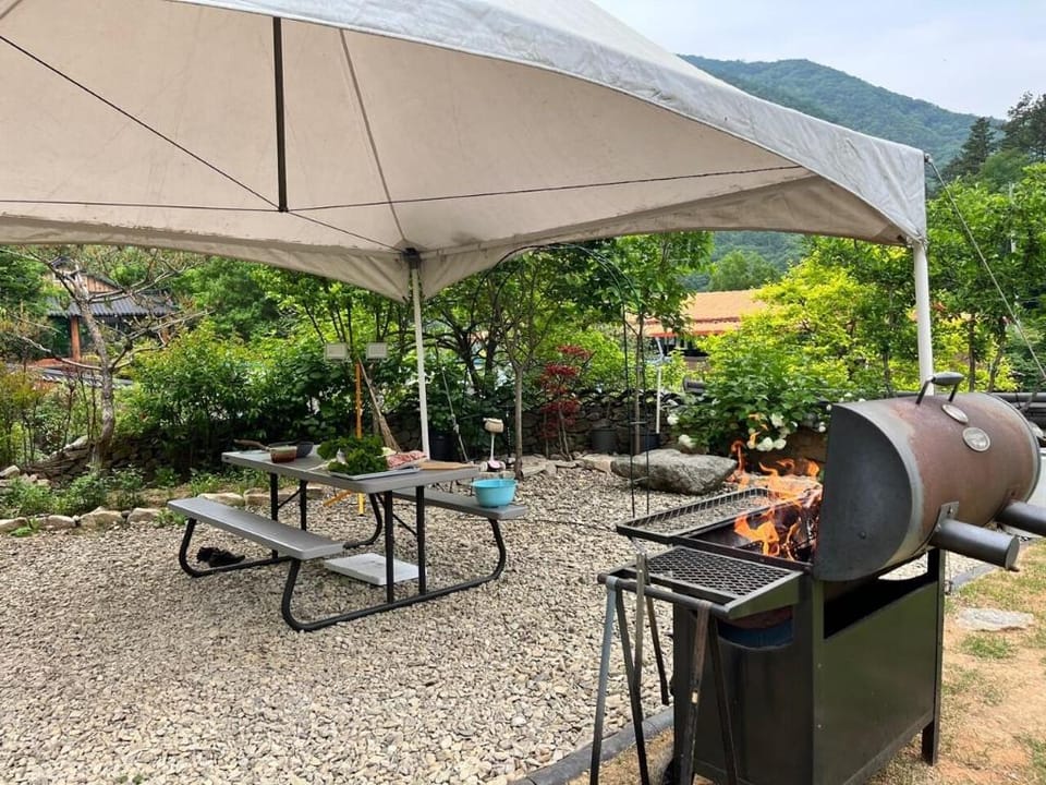 wanjuhanog pensyeonhyurim Bed and Breakfast in South Korea