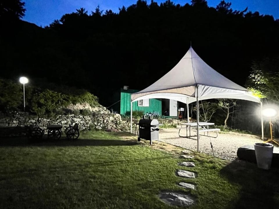 wanjuhanog pensyeonhyurim Bed and Breakfast in South Korea