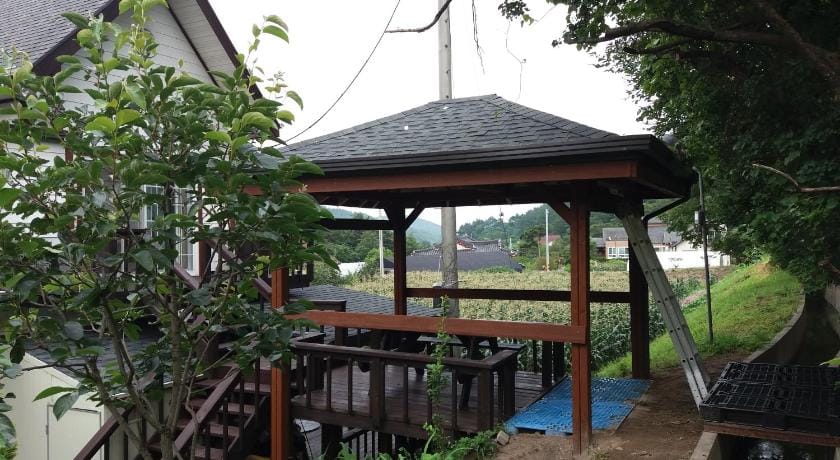 gangreung ijeumireu pensyeon Bed and Breakfast in South Korea