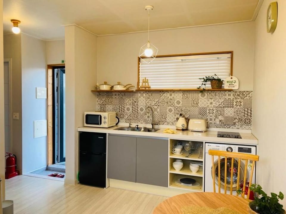 seogwipo dabus Bed and Breakfast in South Korea