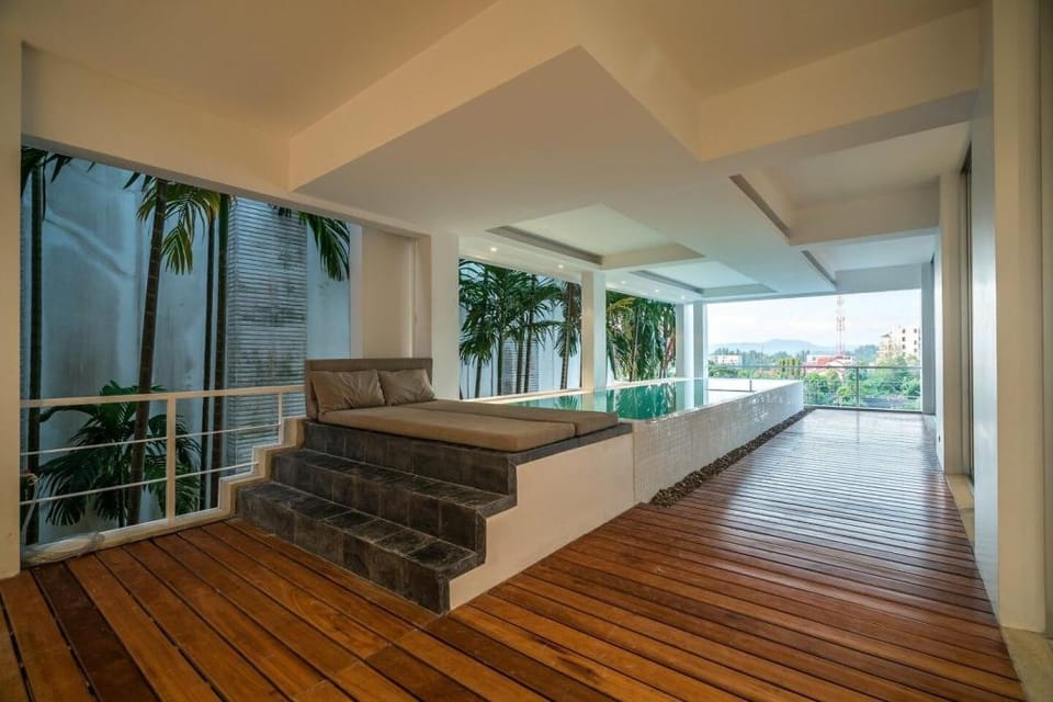 Spacious 3br apartment with private pool in Surin Apartment in Choeng Thale