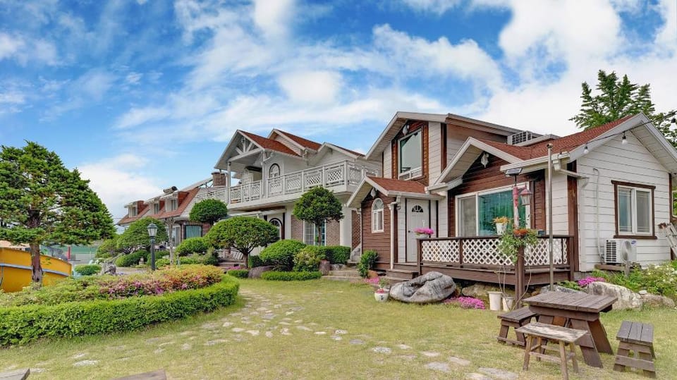 Kapyeong Ilsang Talchul Pension Water Slide Bed and Breakfast in Gyeonggi-do