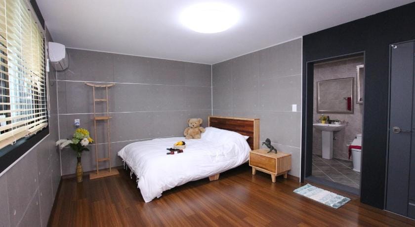 Uljin blue ara B pension Bed and Breakfast in South Korea