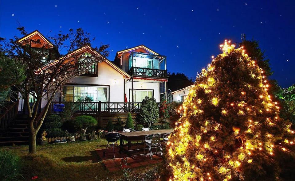 Anmyeondo Dream Pension Bed and Breakfast in South Korea