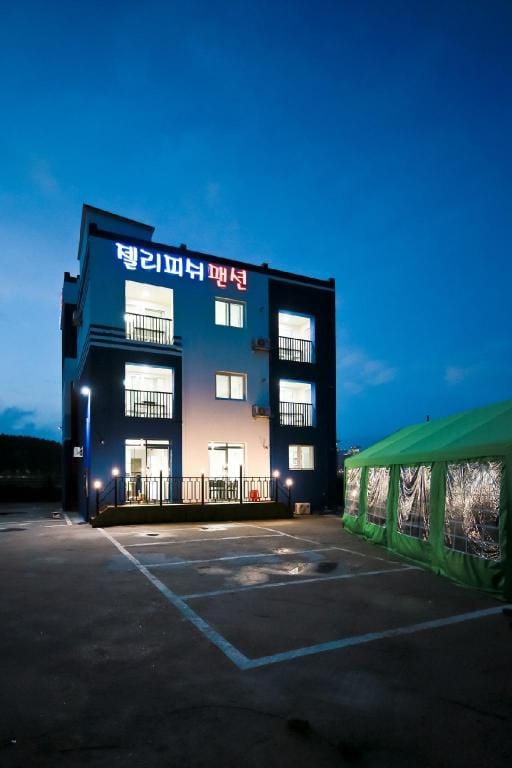 Samcheok jellyfish pension Bed and Breakfast in South Korea