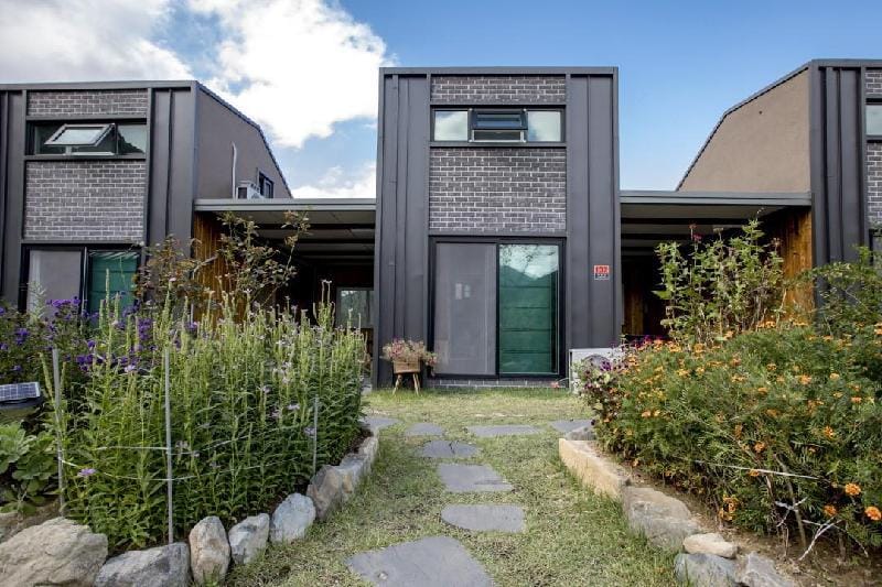 Oulsan soho haneul bit pension Bed and Breakfast in South Korea