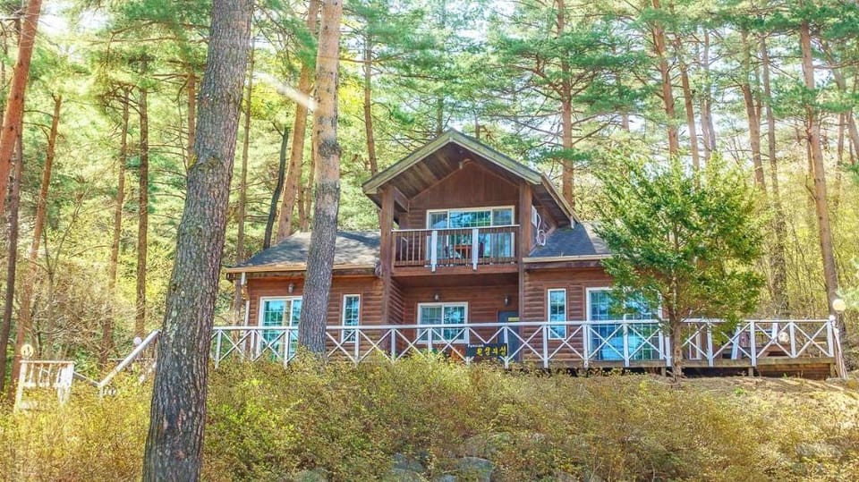 Yangyang hwansangeui seong pension Bed and Breakfast in South Korea