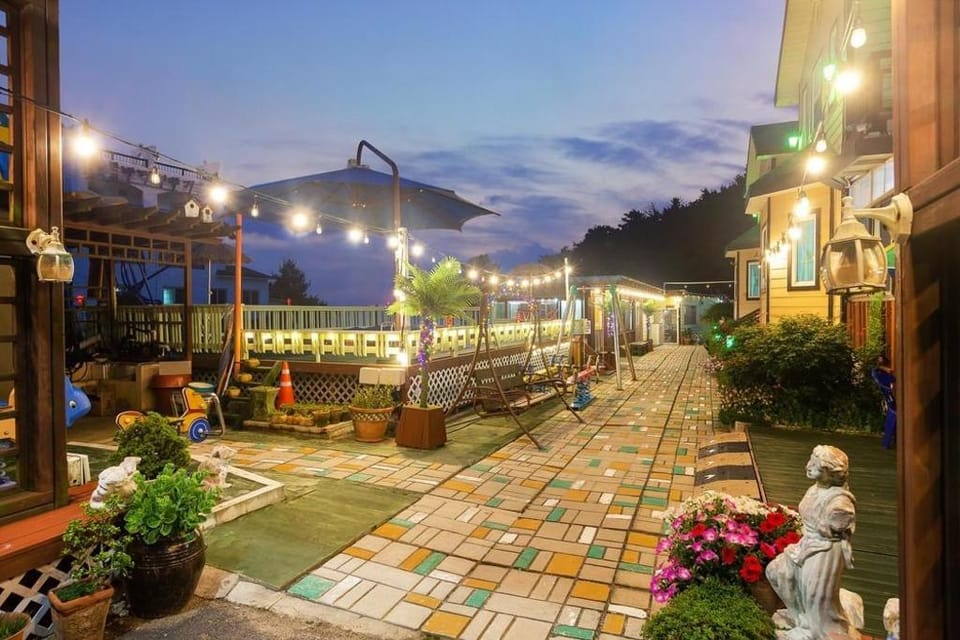 Taean seesong pension Bed and Breakfast in South Korea