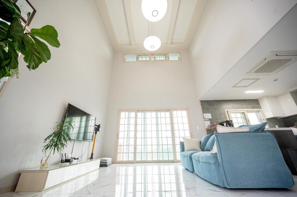 Jeju daehliae pension Bed and Breakfast in South Korea