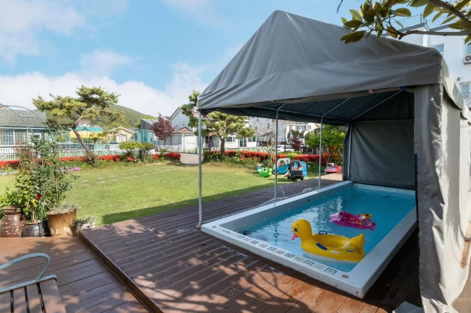 Daebudo polaris pension Apartment in Gyeonggi-do