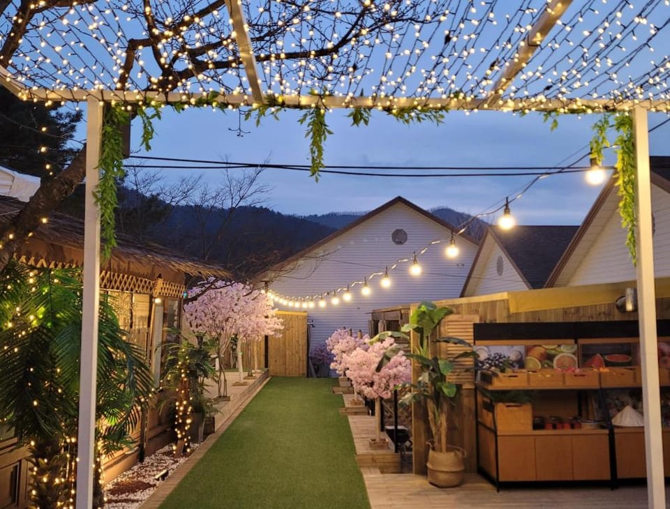 Pocheon yolapongta pension and glamping Bed and Breakfast in Gyeonggi-do