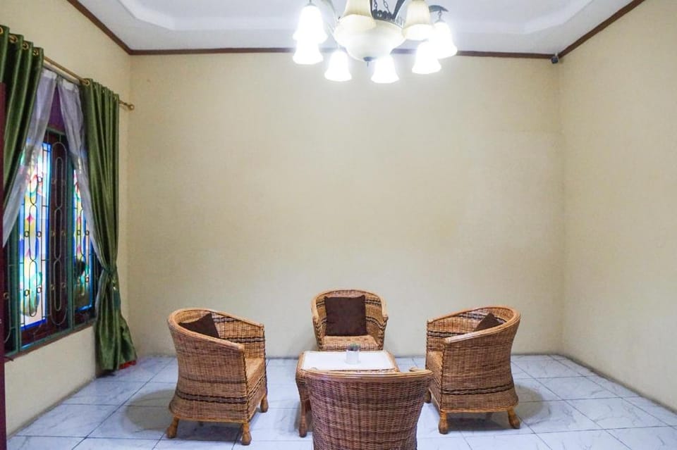 Hotel O Sky Residence Mawar Hotel in Indonesia