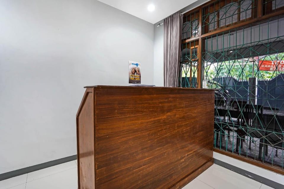 Hotel O Parang Kusumo Residence Hotel in Surabaya