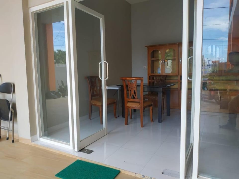 Nietsa Guest House Palu RedPartner Hotel in Indonesia