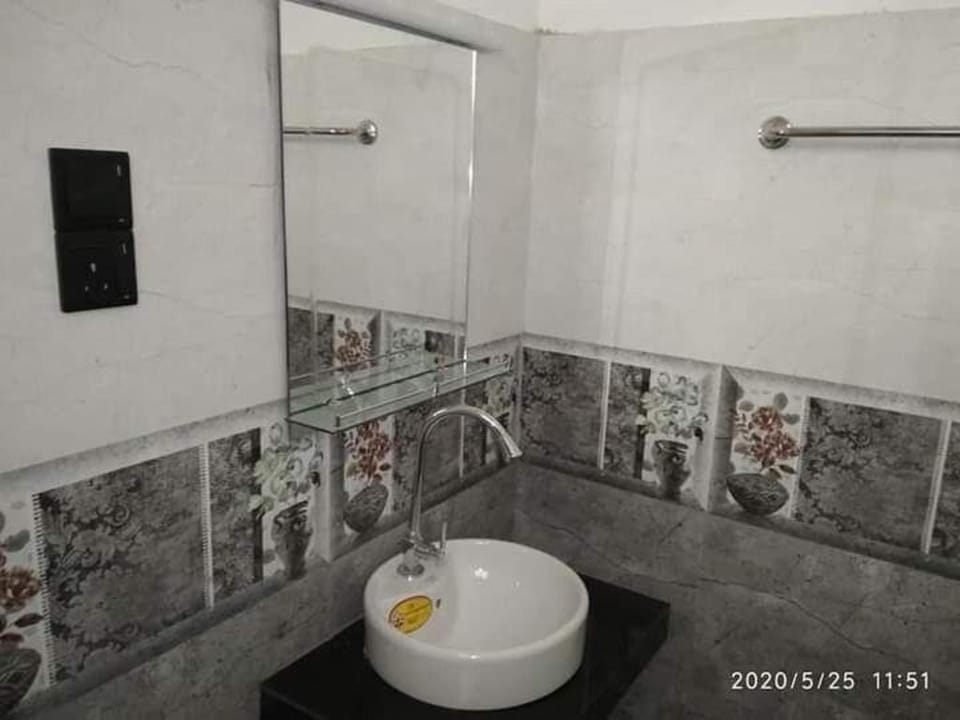 Rb Tourist Inn Villa in Gangawatakorale