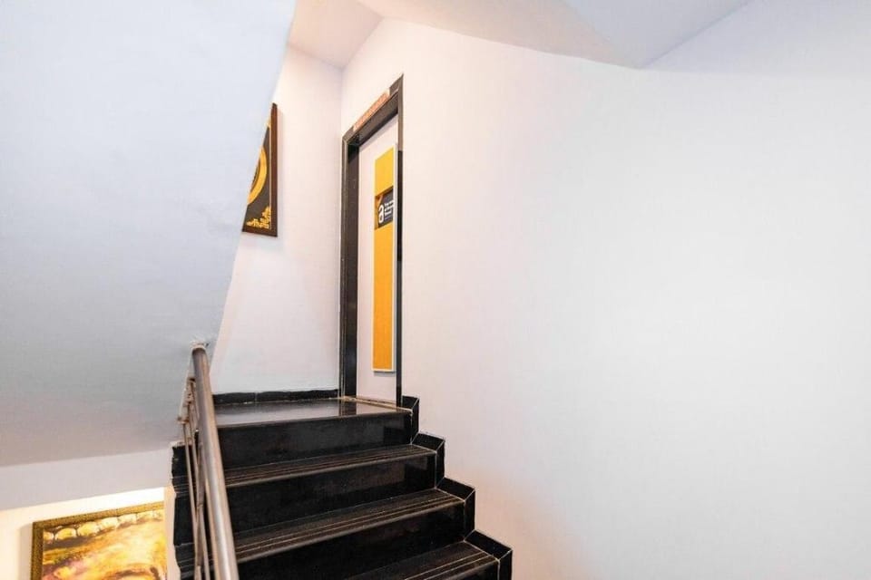 Clean-cozy-comfy Bedroom  (Private Room) Vacation rental in Mumbai