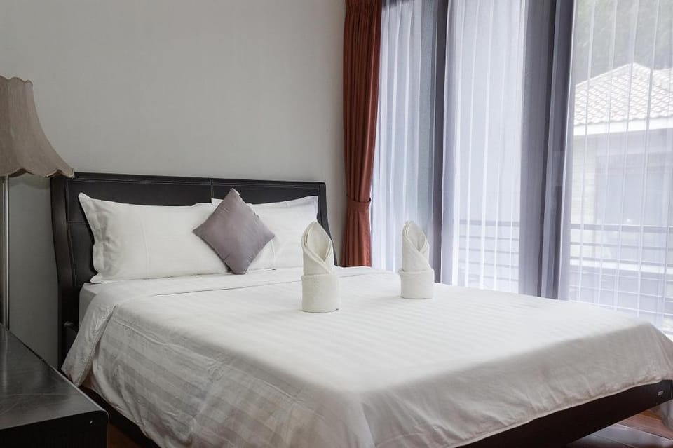 Cozy Homestay at Dago Atas and near Dago Golf Vacation rental in Bandung