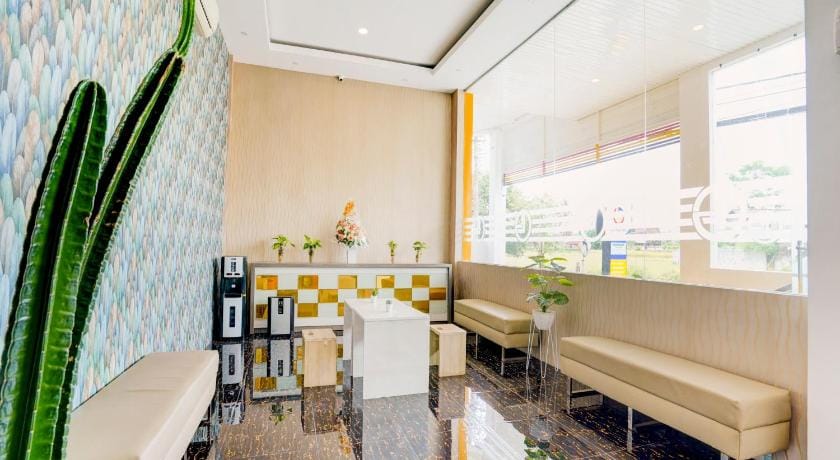 LG Hotel Jember by Callirooms Hotel in East Java