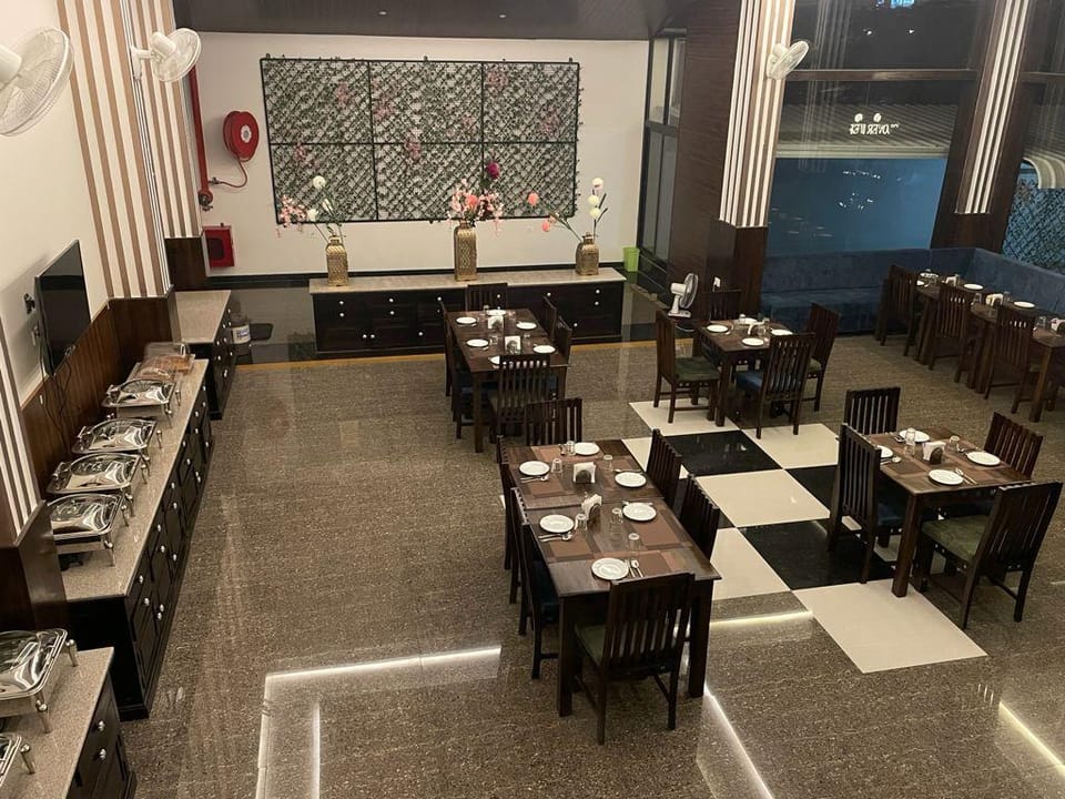 clover inn Hotel in Udaipur