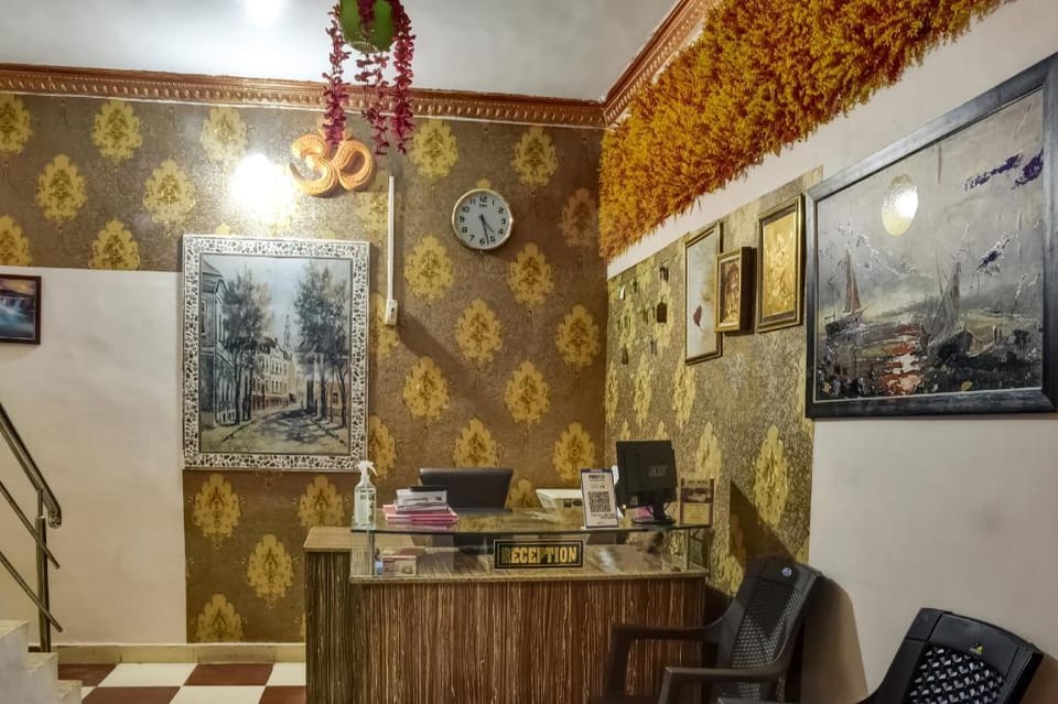 SPOT ON 75610 Hotel Aditya Residency Hotel in India